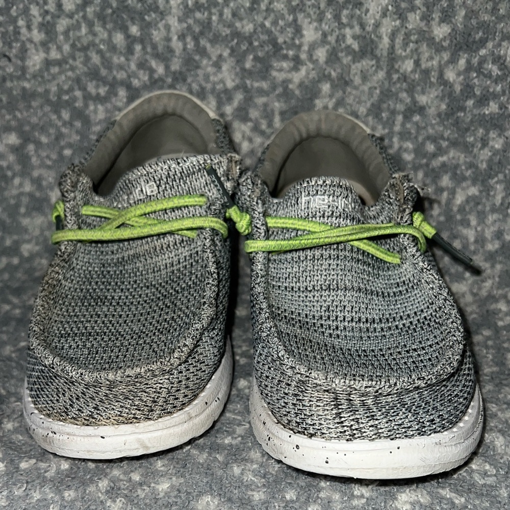 Hey Dude Kids Sneakers in Gray with Green Accents Y3 Size